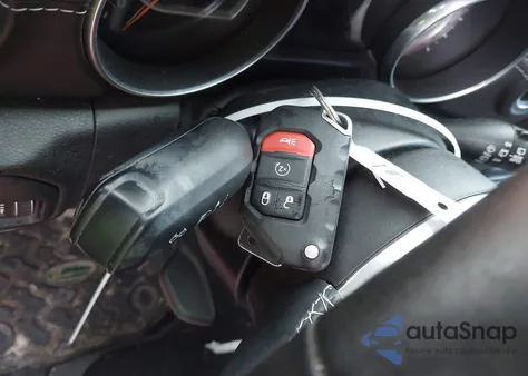 2018 Jeep Wrangler Unlimited Sahara 4X4 из США, поврежденный, VIN 1C4HJXEG4JW174635